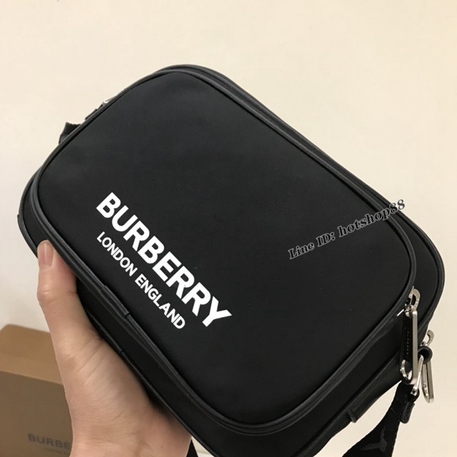 Burberry專櫃新款男女斜背包 巴寶莉品牌徽標印花相機包 yxb1159